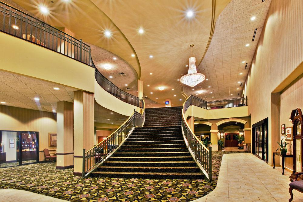 Holiday Inn Lafayette-City Centre By Ihg Exterior photo